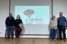 | Há conversa no Palco |
